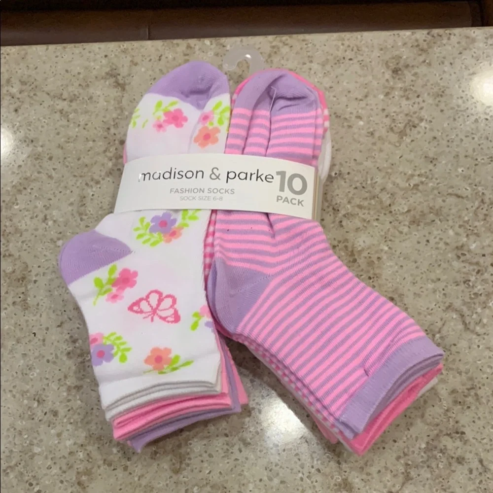 NWT Madison & Parker 10-Pack Quarter Fashion Socks Size 6-8